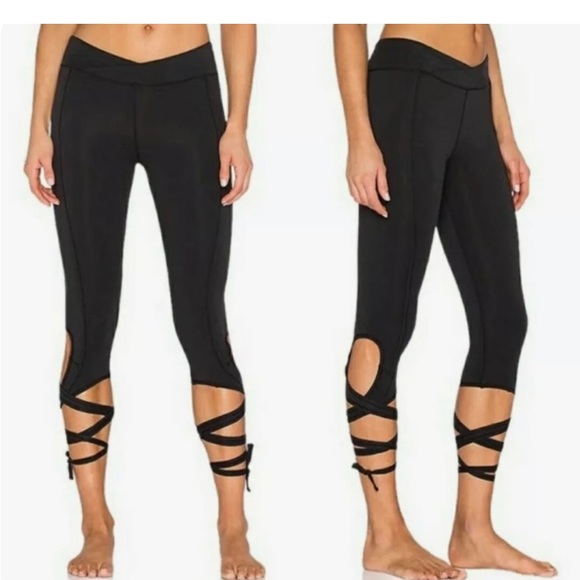 Free People Movement Black Turnout Tie‎ Leggings women’s size XS - Picture 1 of 7